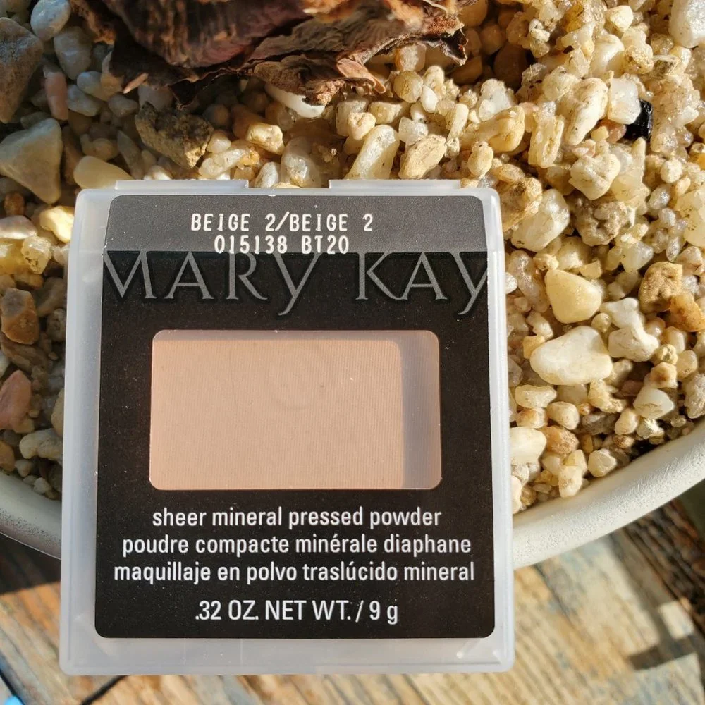 Beige 2 - Mary Kay Sheer Mineral Pressed Powder - DISCONTINUED